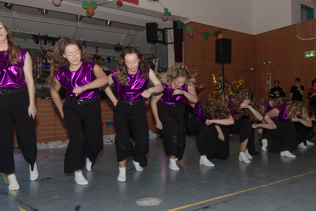 In der ausverkauften Mehrzweckhalle wurde richtig gefeiert!