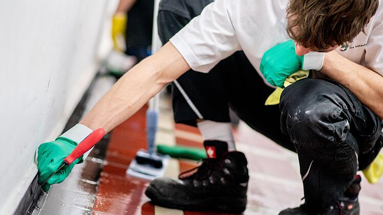 Geb&auml;udereiniger