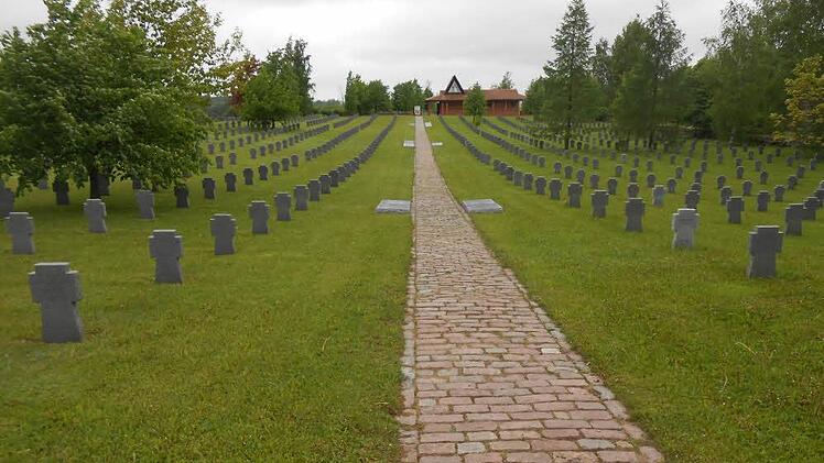 Der Soldatenfriedhof bei Saldus Foto: Monika Kukowski