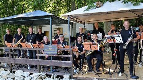 Ottos Swing- & Bluesband sorgte für viel Stimmung. Foto: p
