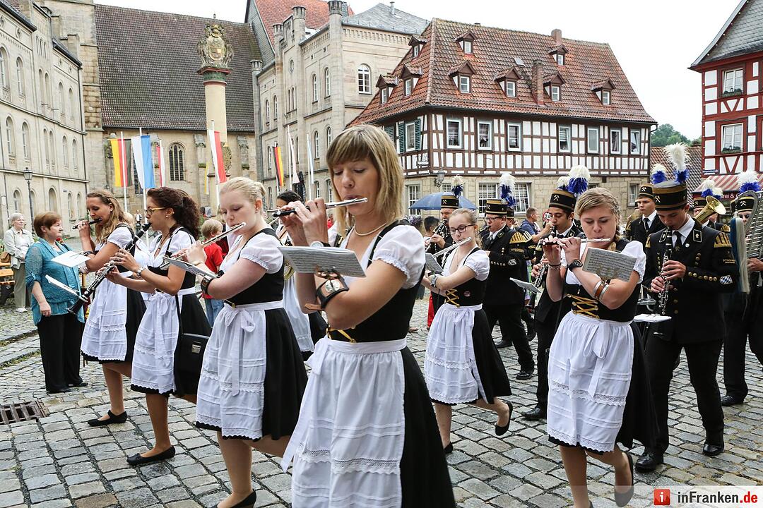 Kronacher Freischießen: Schützenauszug