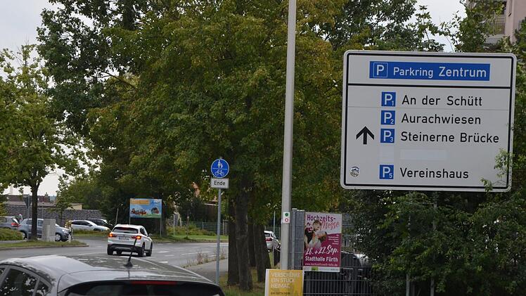 Herzogenaurach und seine Parkplätze: Die erneut angestoßene Debatte ist vorerst beendet.  Foto: Bernhard Panzer