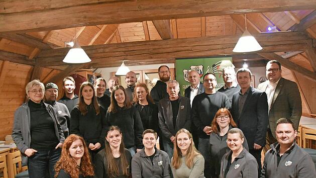 Die neue F&uuml;hrungsriege der Hofheimer Spielleute.