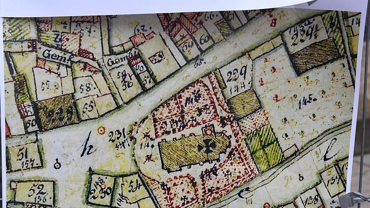 Alte Pläne vom Bereich Hallstadter MarktplatzFoto: Ronald Rinklef