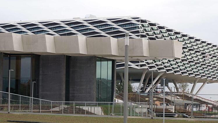 Impressionen von der Fahrt über den Olympiaring    Foto: Richard Sänger