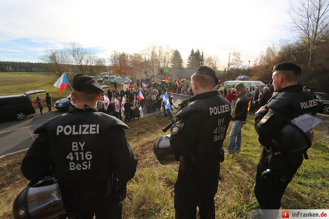 Pegida in Schirnding - Demo und Gegendemo