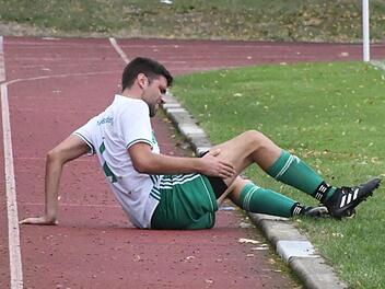 Im Spiel beim FC 06 musste Riedenbergs Thomas Vorndran verletzungsbedingt das Feld verlassen  -  nur einer von insgesamt neun Verletzten  beim SV. Trotzdem wollen die Rhöner mit einer blutjungen Elf beim SV-DJK Unterspiesheim erfolgreich sein.Hopf