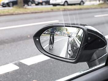 Erlangen-B&uuml;chenbach: K&ouml;rperverletzung nach &Uuml;berholman&ouml;ver