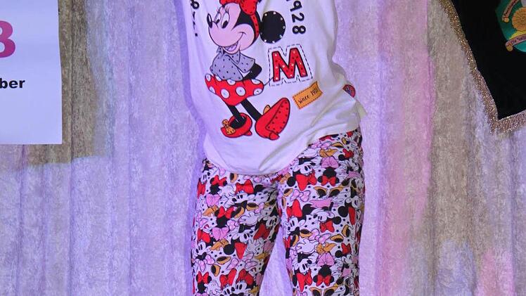 Das Narrlangia-Tanzmariechen im Schlafanzug. Foto: Carmen Schwind