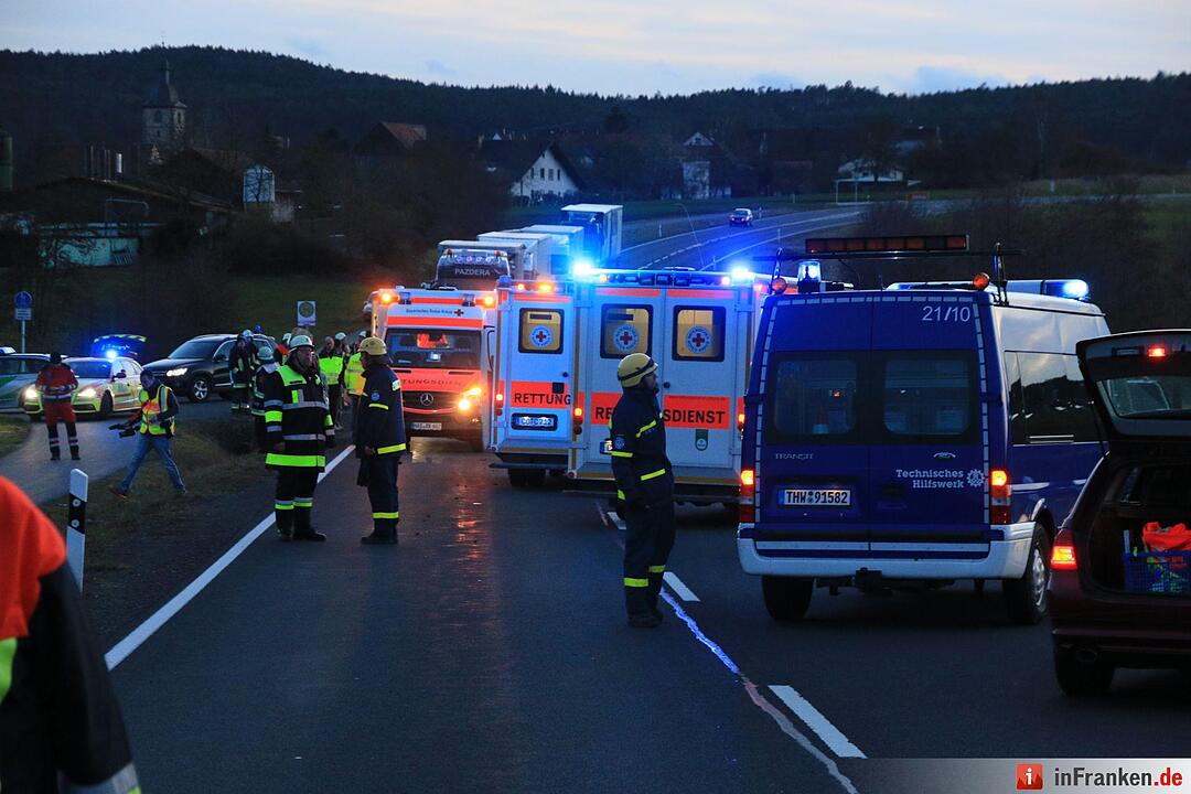 Hafenpreppach: Pkw kollidiert mit Traktor