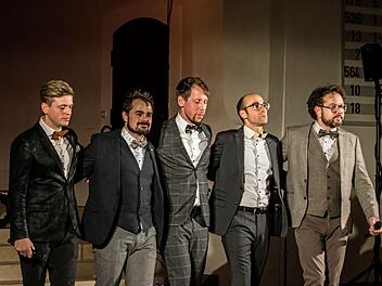 Stehende Ovationen gab es beim Auftritt des Quintetts Viva Voce in der ausverkauften Coburger Morizkirche.Foto: Jochen Berger