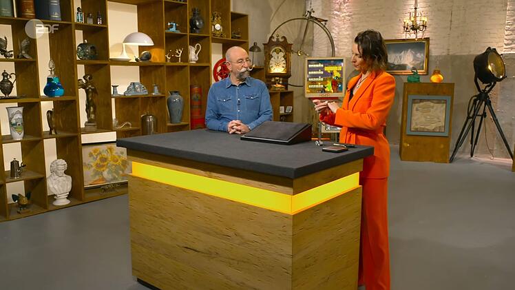 Horst Lichter staunte einmal mehr nicht schlecht über das Wissen von "Bares für Rares"-Expertin Wendela Horz.