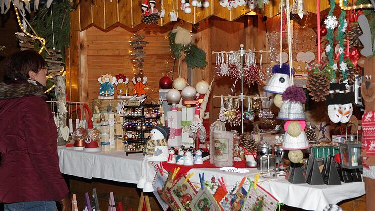 Adventsmarkt Eggolsheim  Foto: Mathias Erlwein