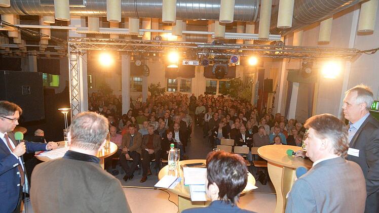 mpressionen der PodiumsdiskussionRonald Rinklef