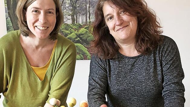 Die Referentinnen Pia Hausd&ouml;rfer (links) und Iris Zehe freuen sich auf die Veranstaltungsreihe &bdquo;Im Rhythmus der Natur&ldquo;.