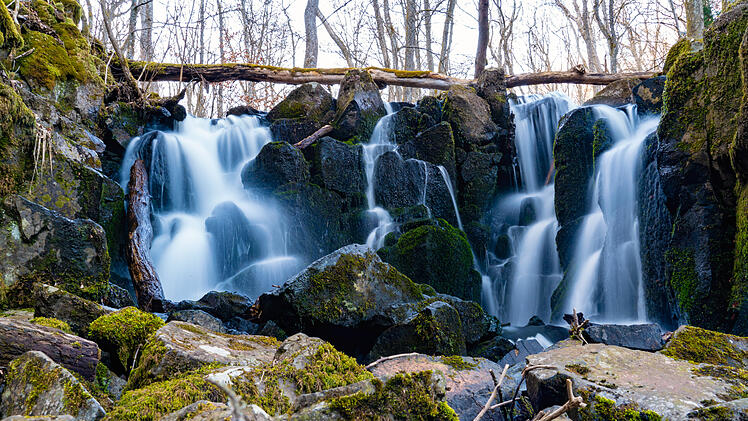 Teufelsm&uuml;hle - Wasserfall in der Rh&ouml;n