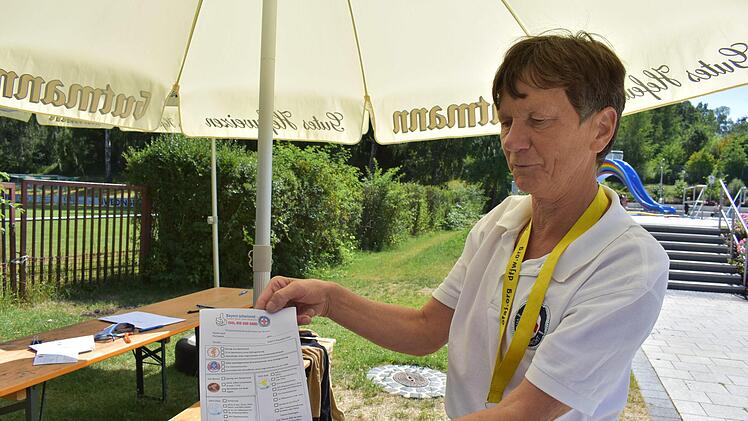 So sieht die Aktion mit Stationen aus.  Foto: Petra Malbrich