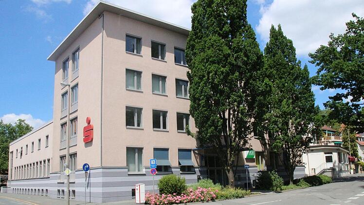 Das Sozialamt wird im Gebäude Am Viktoriabrunnen 4 das zweite und dritte Stockwerk beziehen. Foto: Ulrike Nauer