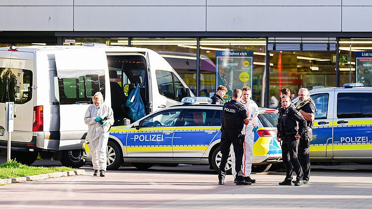 T&ouml;tungsdelikt in Supermarkt &ndash; Verd&auml;chtiger schwer verletzt