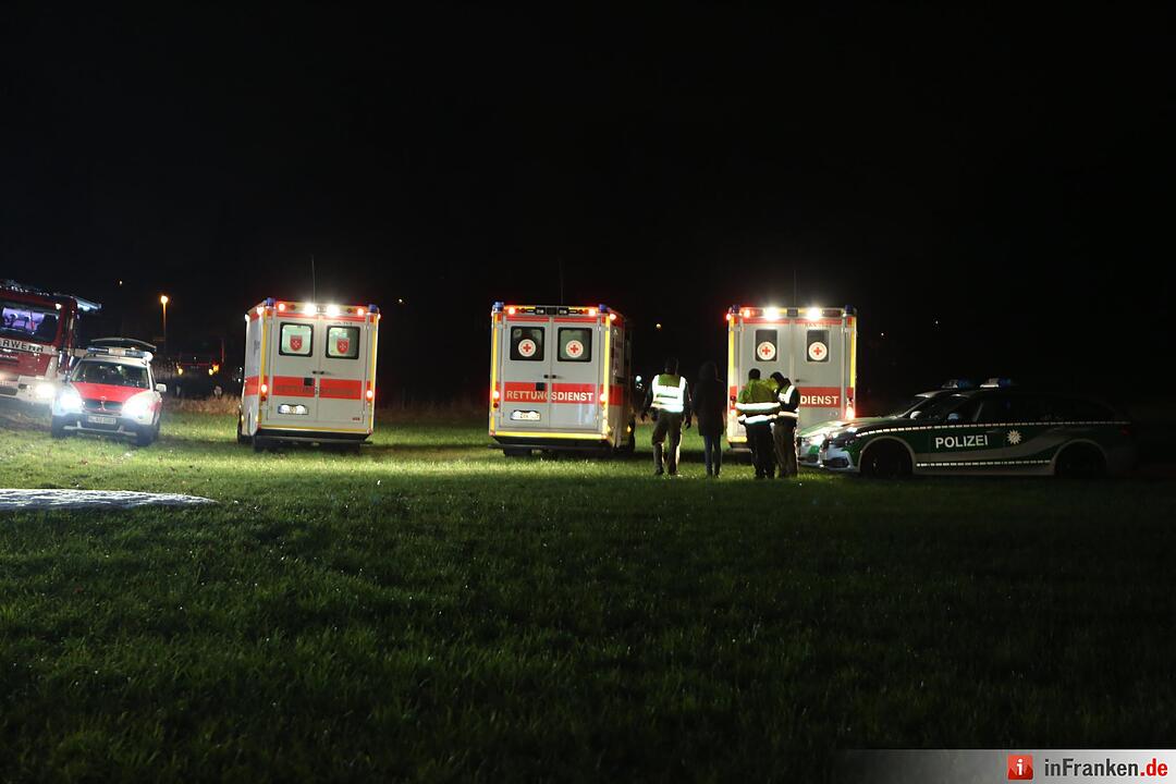 Wohnhaus in Vollbrand - Nürnberger Feuerwehr im Großeinsatz