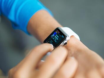 Smartwatches bei Stiftung Warentest: Apple, Fitbit oder doch Samsung - wer macht das Rennen?