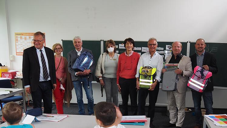 Bamberg: "Schnelle Integrierung ukrainischer Sch&uuml;ler" - Schulsachen im Wert von etwa 20.000 Euro gespendet