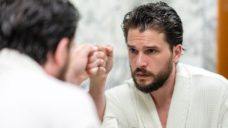 In der HBO-Serie "Industry" spielt Kit Harington einen unberechenbaren CEO.