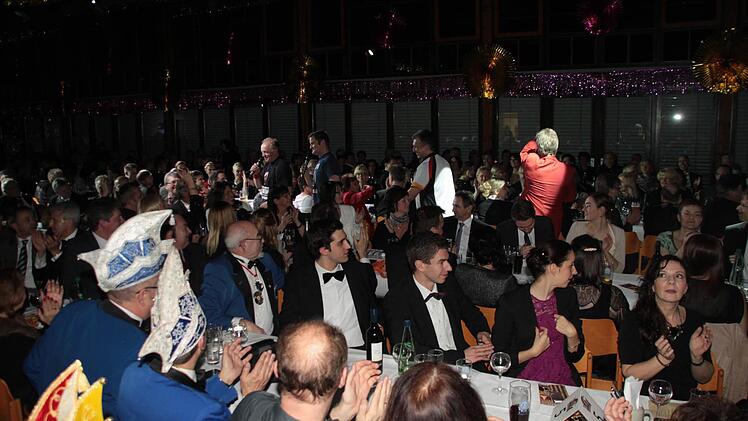 Blick in den Saal Foto: Jürgen Gärtner