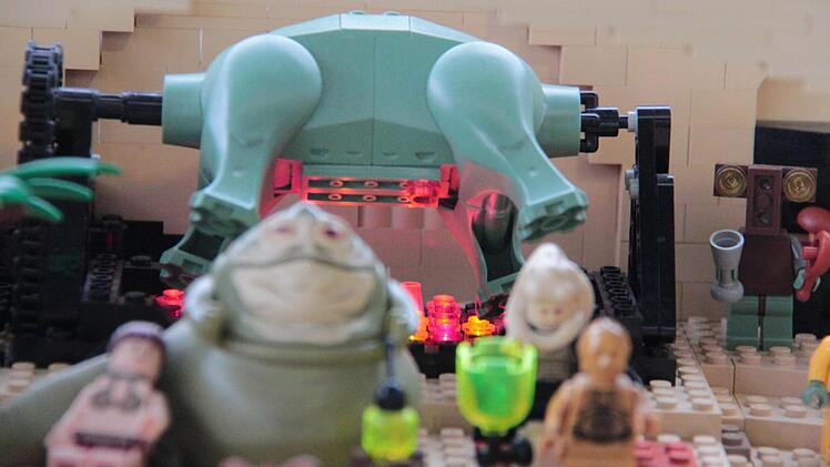 Der Grill dreht sich.