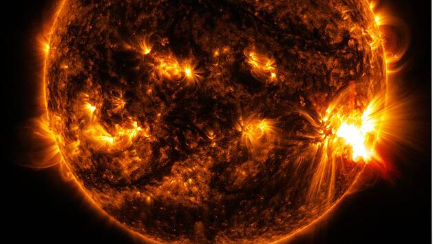 Blackout-Gefahr durch Sonnenst&uuml;rme: Was hei&szlig;t das f&uuml;r uns?