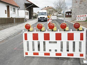 Die Baustelle in Schönderling - eine von vielen im Landkreis - soll dieses Jahr endlich abgeschlossen werden.