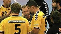 Abfuhr für "Kiwi"! Trainer Jan Gorr war zu Beginn unzufrieden.