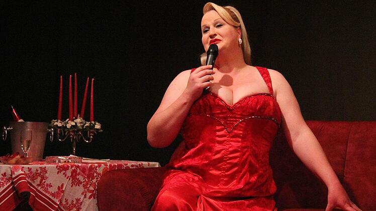 Pfundsweib: Daphne deLuxe begeisterte das Publikum in der Eschenbachhalle. Foto: Gerd Schaar