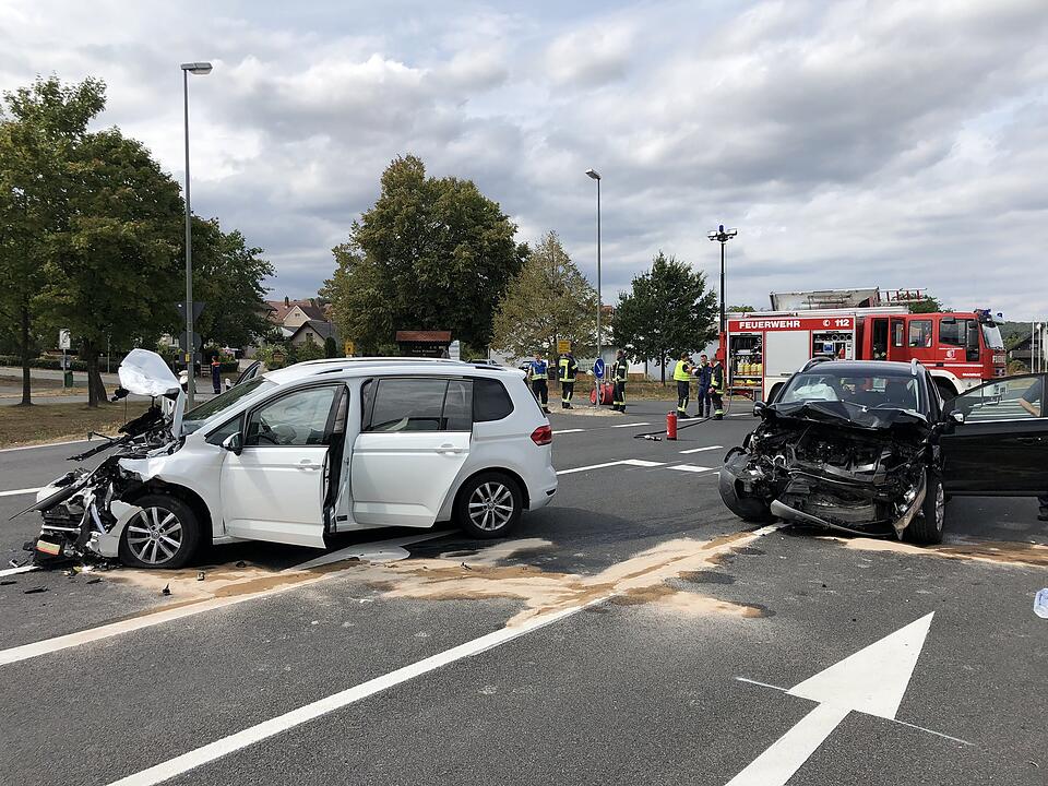 Unfall im Kreis Bamberg: Kinder nach Frontalzusammenstoß verletzt