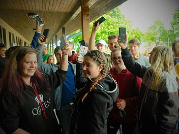 Aus verschiedenen Schulen des Landkreises Bad Kissingen kamen die Schülerbeiträge. Fotos: Gerd Schaar