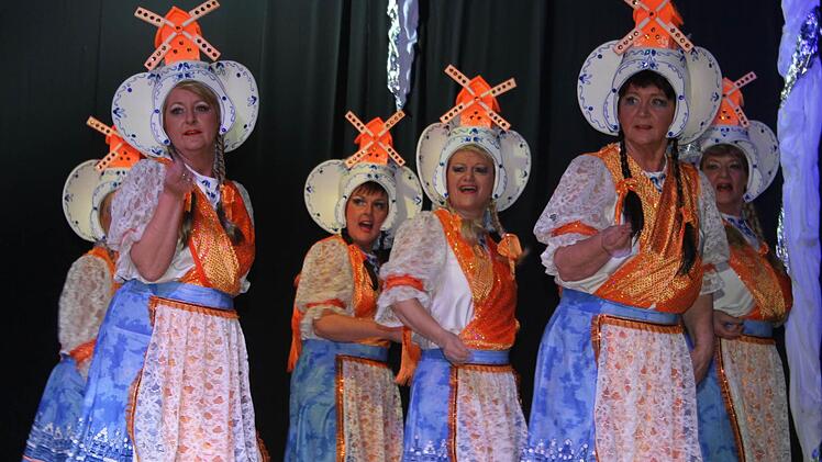 Der Schautanz des Weiberballetts sorgt jedes Jahr für gute Stimmung. Foto: Sonny Adam