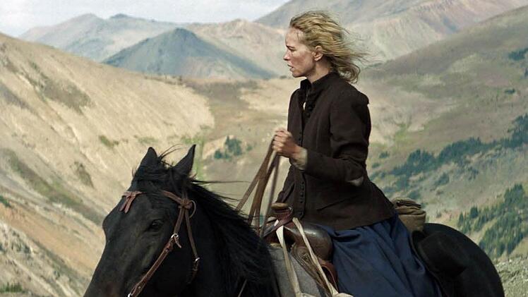 Nina Hoss auf dem Tripp in "Gold".  Foto: Verleih