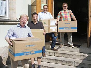Johannes von Grafenstein, Daniel Spaderna, Joachim Grau und Werner Nützel (v.l.) ziehen um.  Foto: Galster