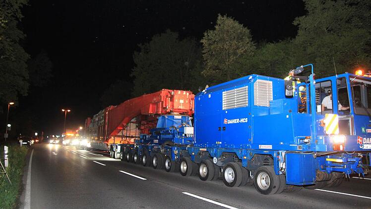 Schwertransporter Bamberg am 5. Mai 2015 Foto: Ferdinand Merzbach