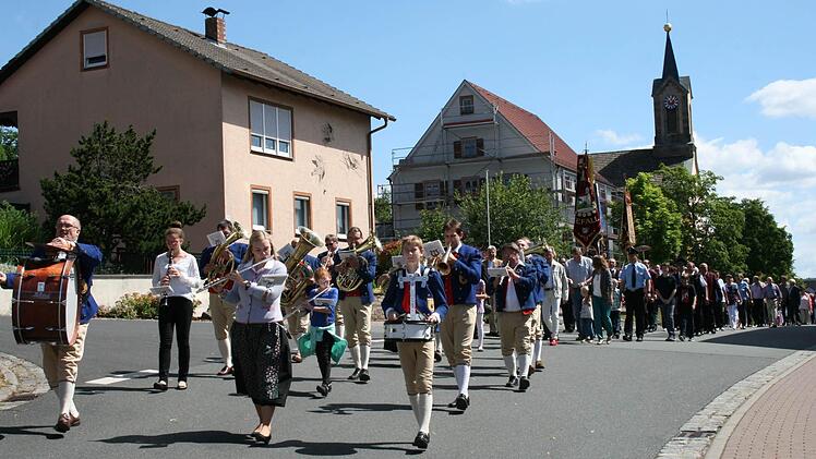Abschluss der Dorferneuerung in Gefäll Foto: Gabriele Sell