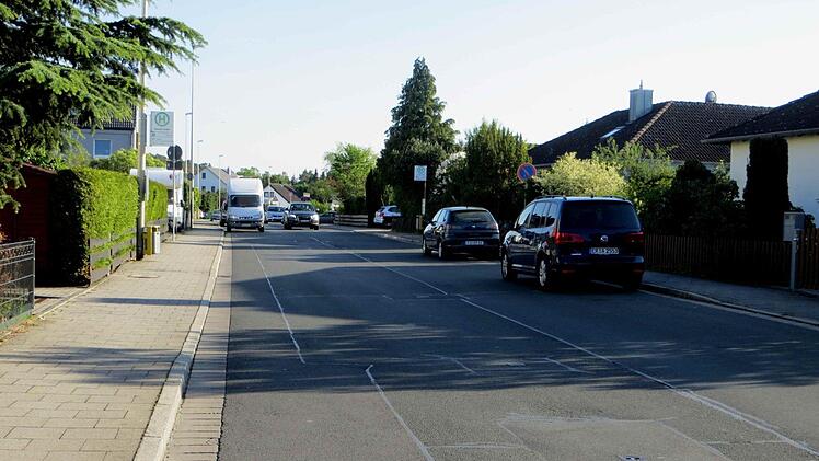 Die Dr.-Daßler-Straße muss auf einer Länge von 135 Metern saniert und dafür komplett gesperrt werden. Foto: Richard Sänger