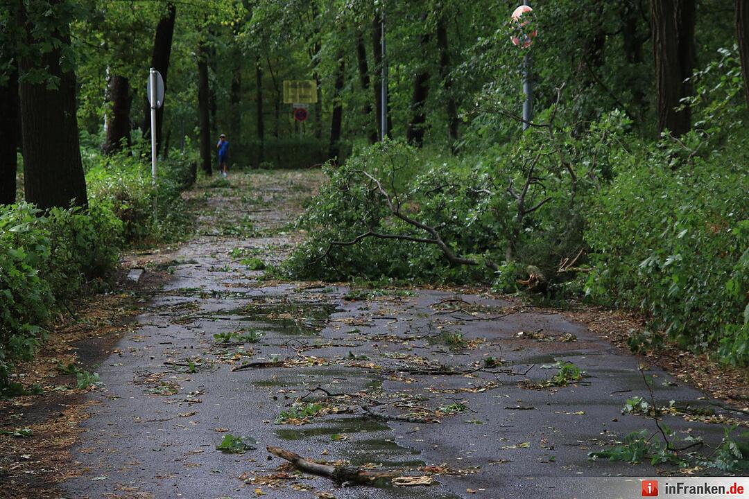 Massive Schäden nach Sturm in Bamberg
