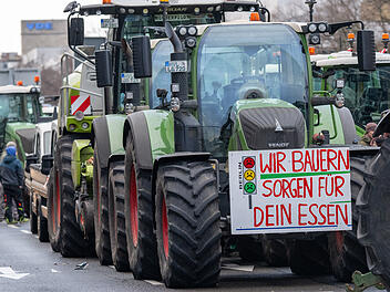 Bauernprotestfahrt im Raum Main-Spessart: Hier sind erhebliche Verkehrseinschr&auml;nkungen angek&uuml;ndigt