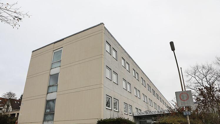 Im ehemaligen Don-Bosco-Wohnheim laufen die Vorbereitungen für das Impfzentrum. Fotos: Barbara Herbst
