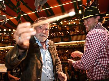 Schwarzenegger im Marstall-Festzelt
