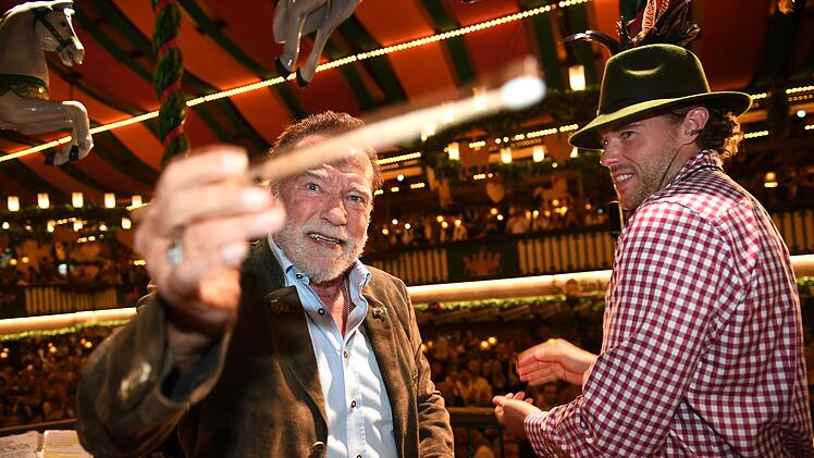 Schwarzenegger im Marstall-Festzelt