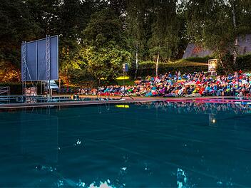 N&uuml;rnberg zeigt bei Sommerfilmn&auml;chten im Narturgartenbad Filme aus verschiedenen Genres