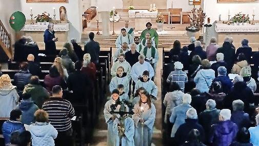 Rund 170 Ehrenamtliche kamen in der Kirche von Breitbrunn zu einem Gottesdienst zusammen.