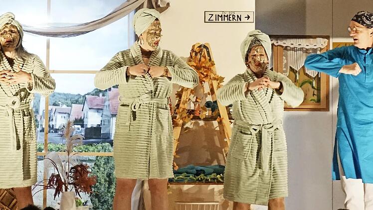 Die Theatergruppe Winkels brachte ihr Publikum wieder einmal dazu Tränen zu lachen.