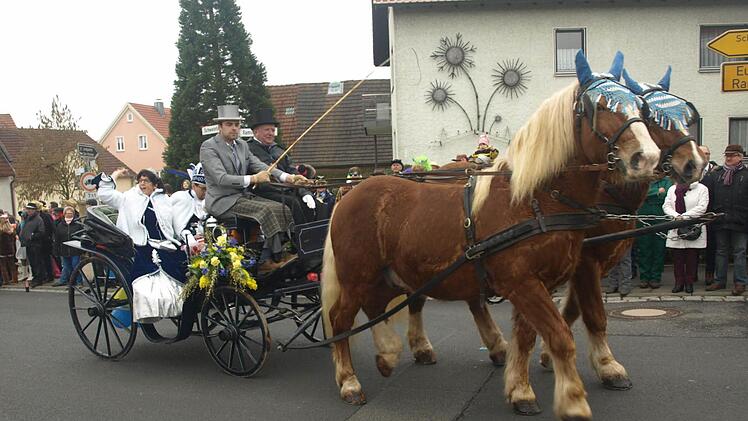 Impressionen vom Faschingszug in Ebenhausen 2016 Foto: Stefan Geiger